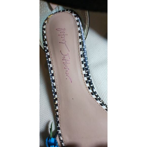 Women's Betsy Johnson Lore Floral Flower Ankle Strap Sandal Multi-color Size 6.5 - Picture 6 of 13